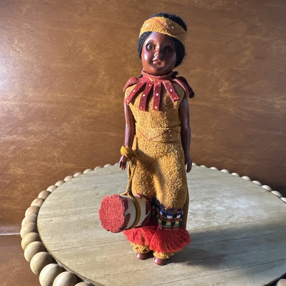 Indian Art Eskimo Doll - Vintage 1950's